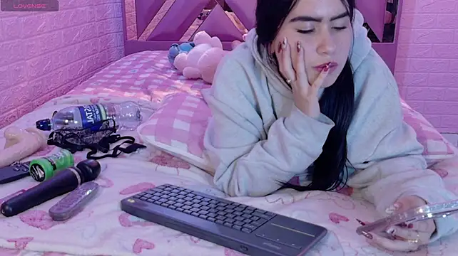 Lexy_Dumoun_ webcam