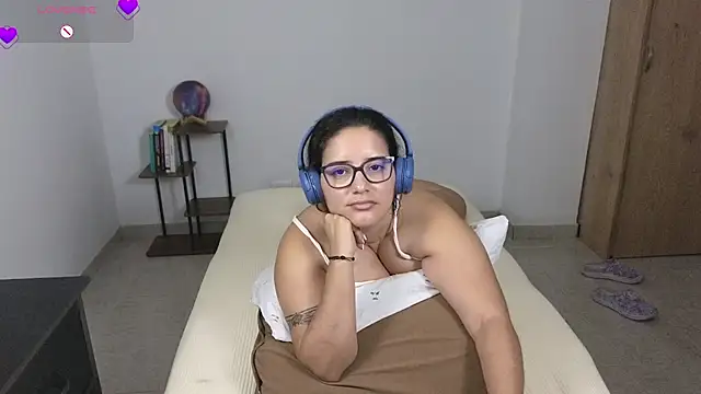 blue__moon_ webcam