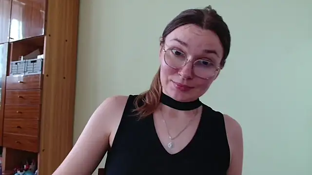 LooveELLYx webcam