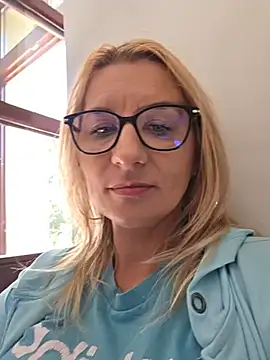 KaylinJan webcam