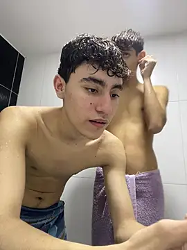 Thiago_And_Gael webcam