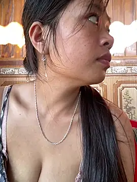 Tryphena webcam