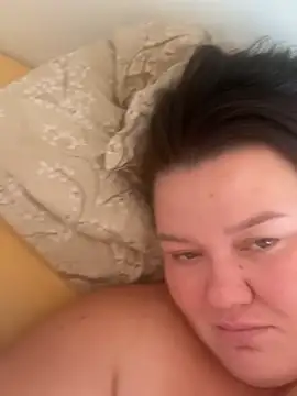SunnyLeila2101 webcam