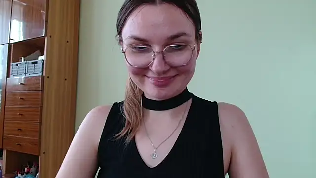 LooveELLYx webcam