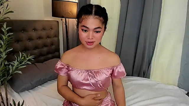 AsianHugecockAnna webcam