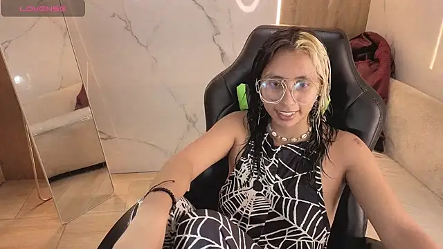 raven_stone_cn webcam