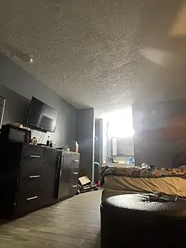 Stressreliever82 webcam