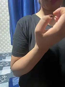 True_Love009 webcam