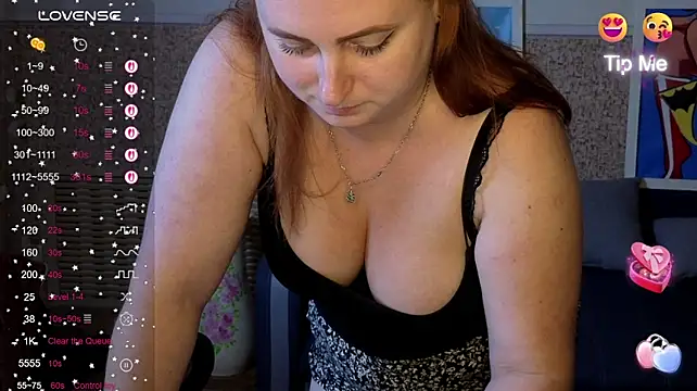 Alicia_love00 webcam