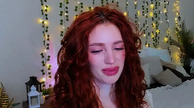 ChristinaConteeree webcam