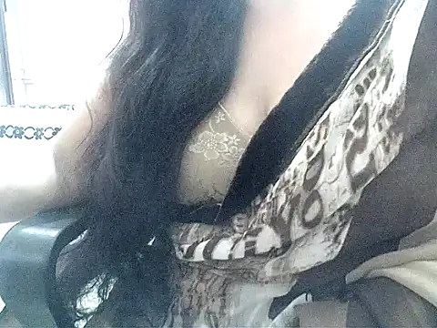 O_Ginni webcam