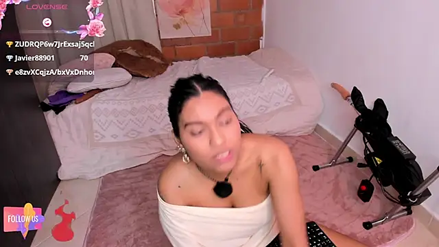 SUZZAN-R webcam