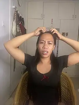 MayMay33 webcam