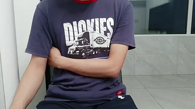 nole_china7 (Ask my age) - talk / fun / cum