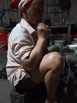 Linda-04 webcam