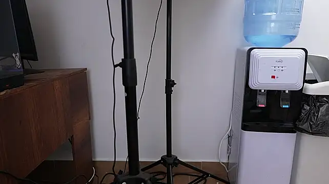 petiteess (Ask my age) - ALL GIRLS NAKED + BLOWJOB ALL IN POV