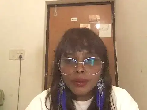 raveena_hot webcam