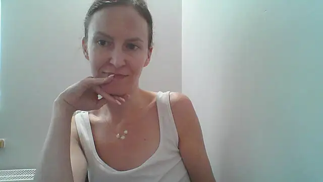 AnnaTight ⤴ live naked cam