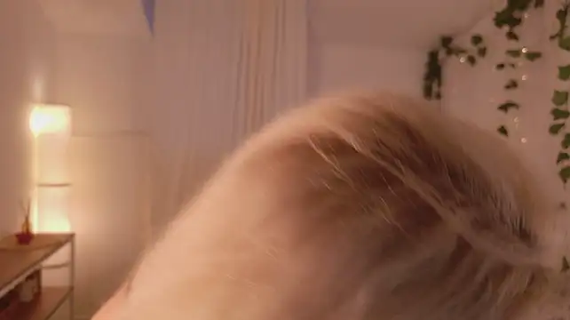 HelenDragonMother webcam