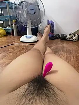 mores1_squirt's live room