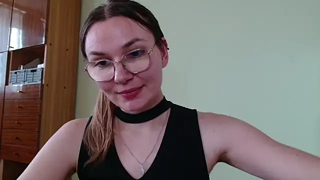 LooveELLYx webcam