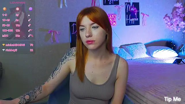 MeganNewCat webcam