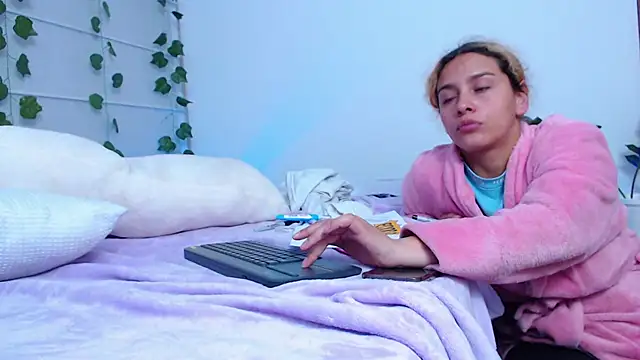 Sarabubbie webcam