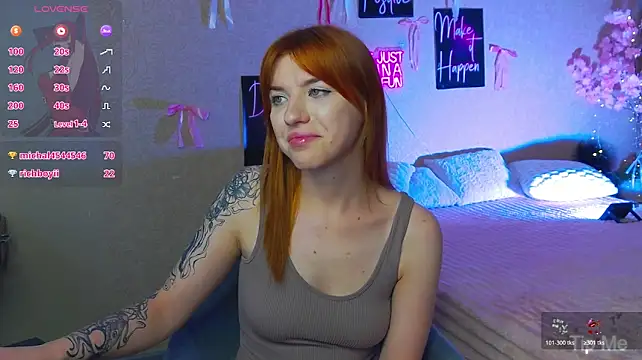 MeganNewCat webcam