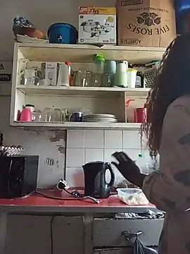 sluttylaura21 webcam