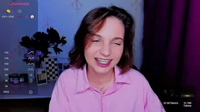 KindHazelHere_ webcam