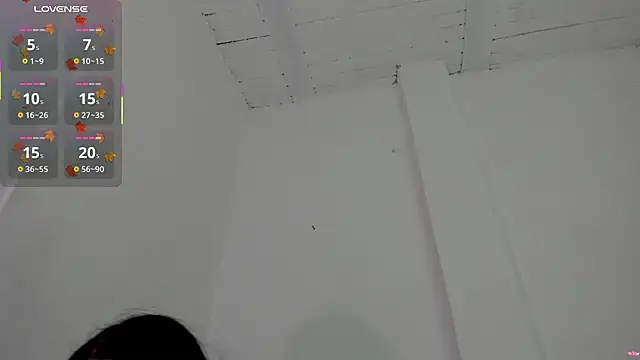 liily_moore webcam