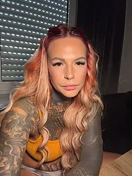 AileenInkOfficial live cam