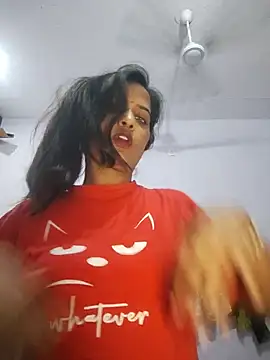 cute_radhikaa webcam