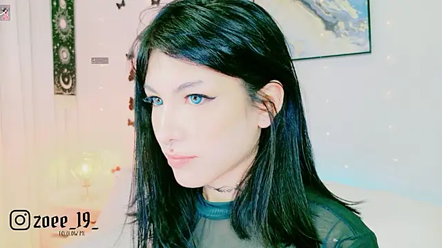 cuteezoe webcam