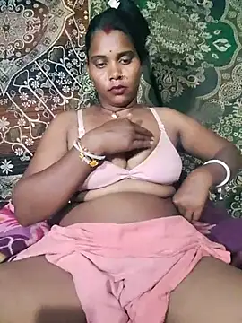 Soniya-Love-143 webcam