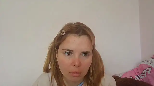 HornyElena webcam