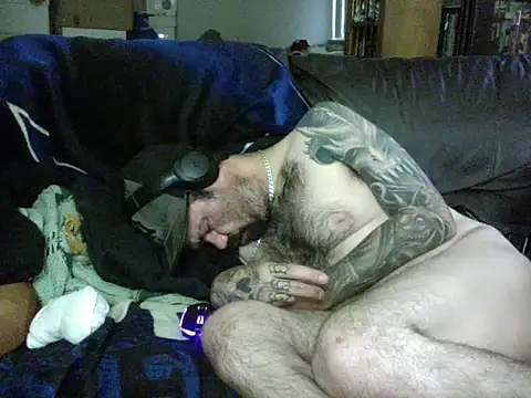 KinkyTOMan webcam