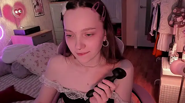 RileyNymph webcam