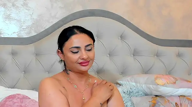Bianca_Vale webcam