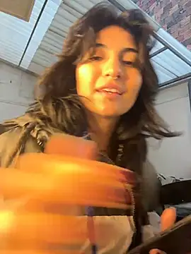 Velvet_Mysstic webcam