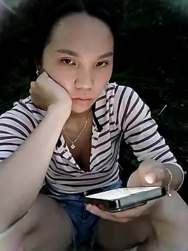 MiuMiu-Babyy webcam