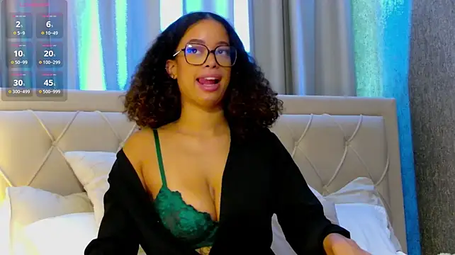 CamilleeAmourr webcam