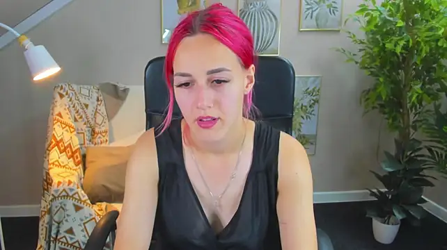 Liinda_Lee webcam