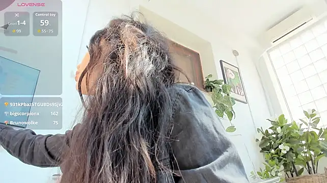 Naila18 webcam