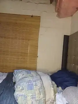 AaliyahBlackXO webcam