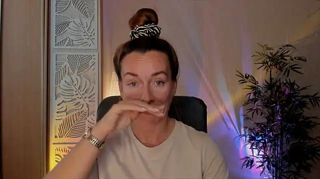 RebeccaMartinez webcam