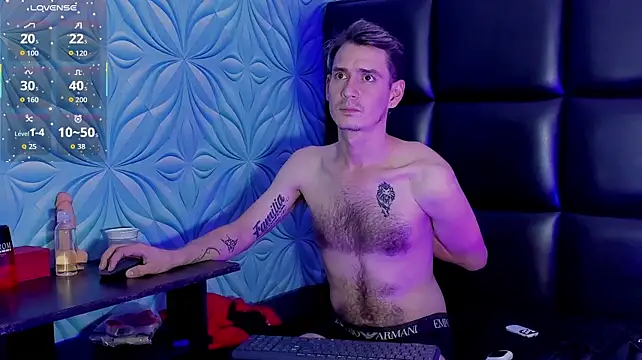 MikeSlav3 webcam