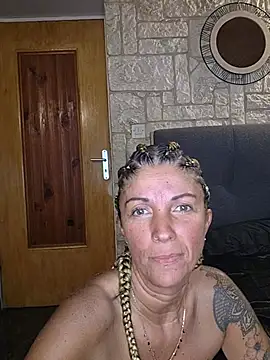 Dreamlove1 webcam