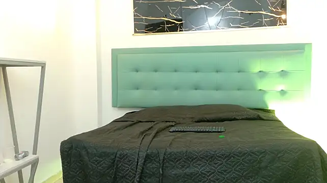 Yuri_Queen webcam