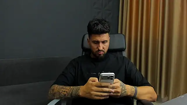 LoganStroud webcam